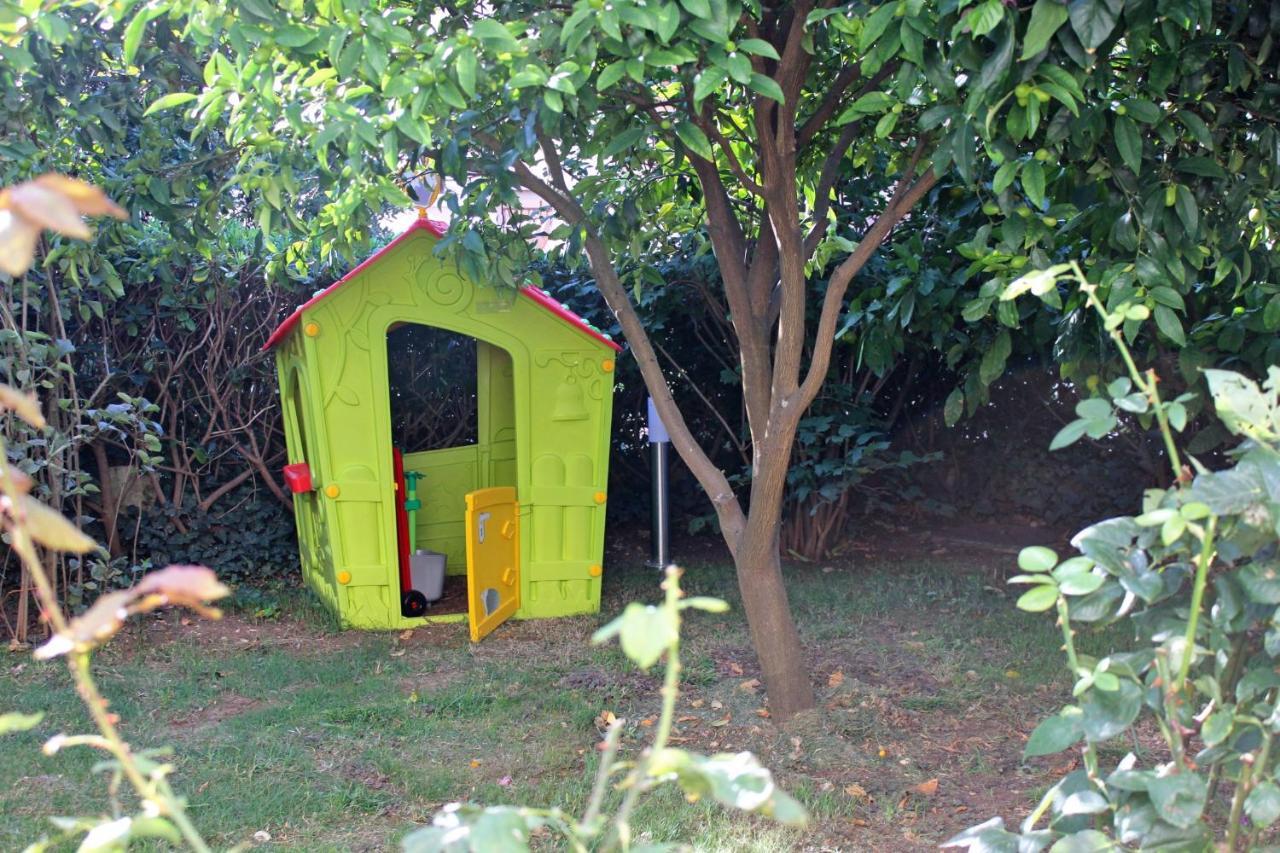 Family Friendly Seaside Apartments Kozino, Zadar - 5749 Petrcane Εξωτερικό φωτογραφία